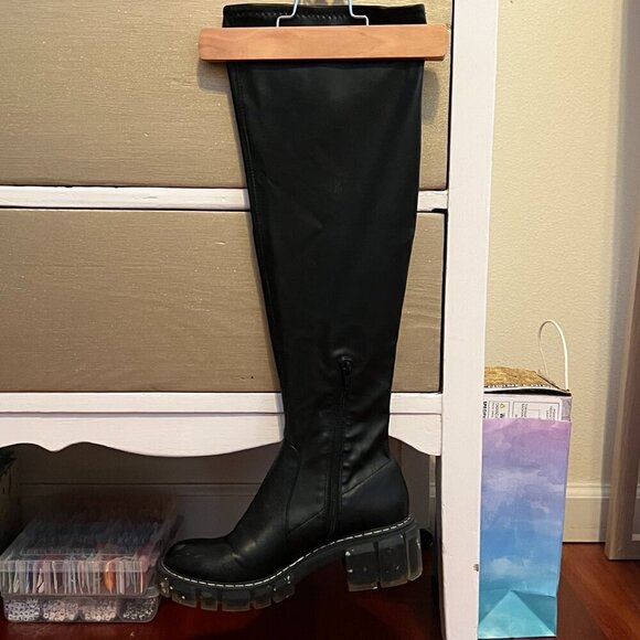 cool planet - Rosaliaa / Size 7.5 - Picture 2 of 7